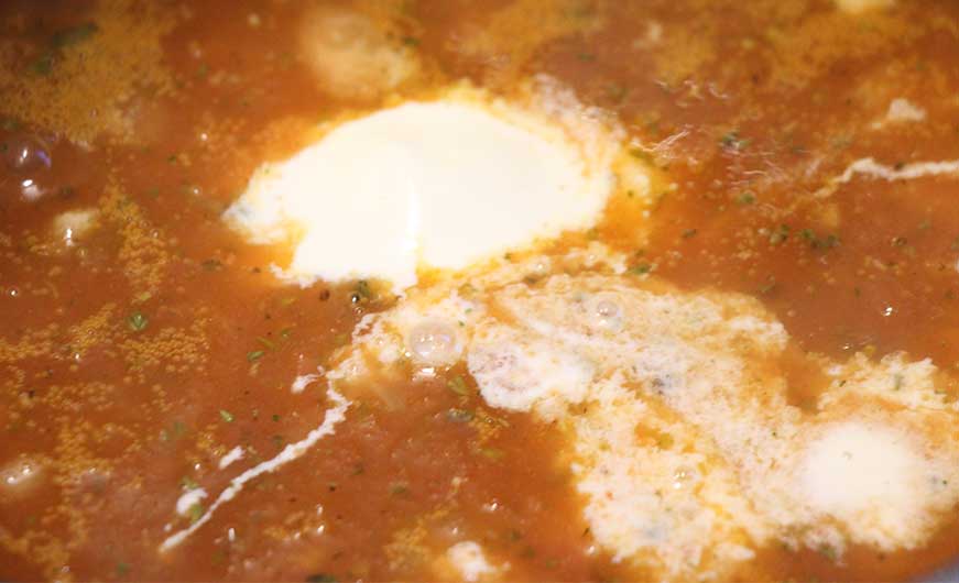 Sahne in Tomatensuppe